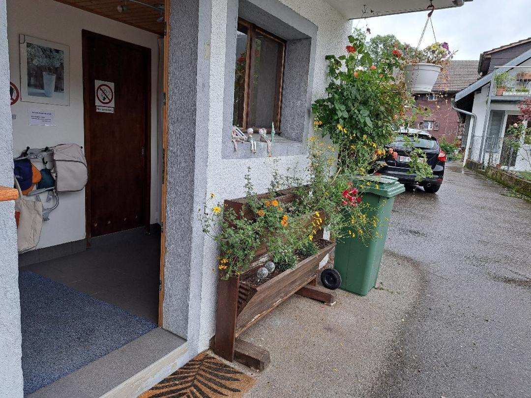 Apartament Chez Ninfa Villeret Zewnętrze zdjęcie